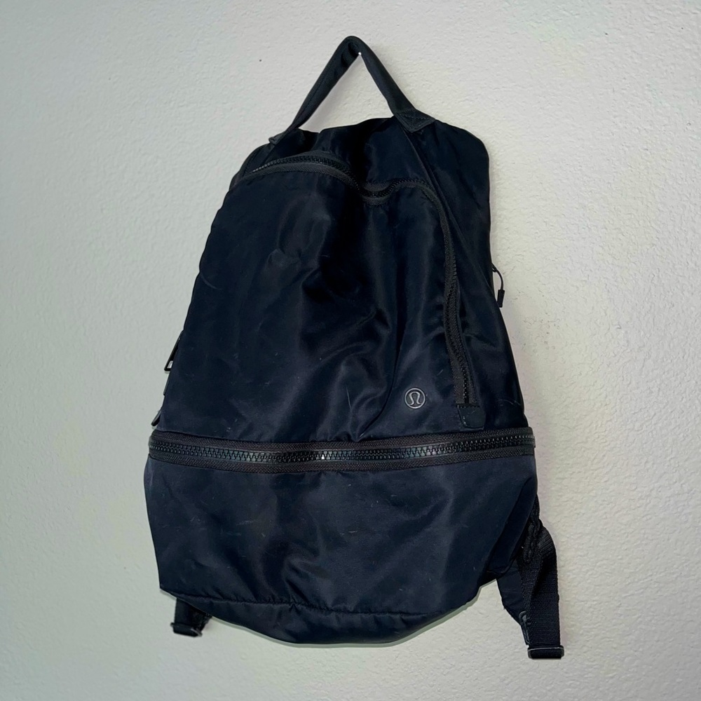 LULU LEMON BACKPACK